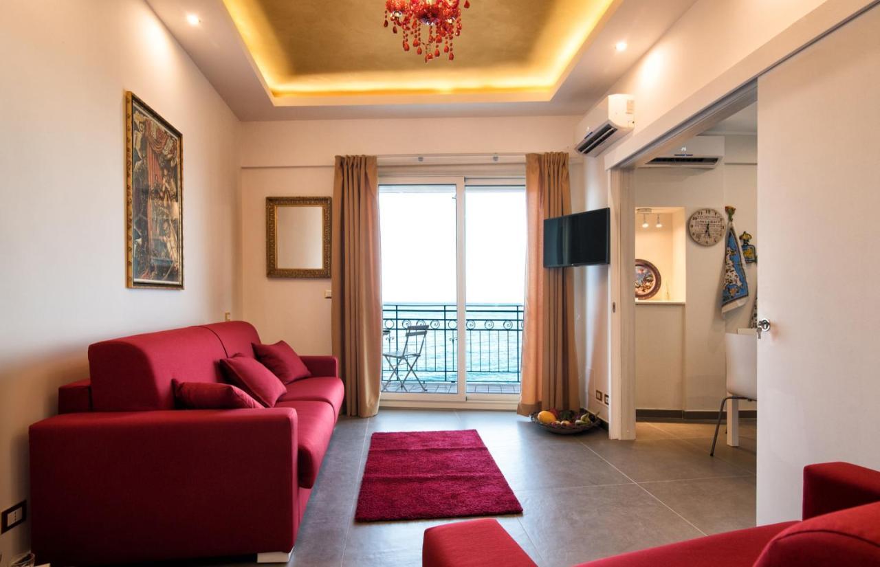 A Due Passi... Apartment Джардини Наксос Екстериор снимка